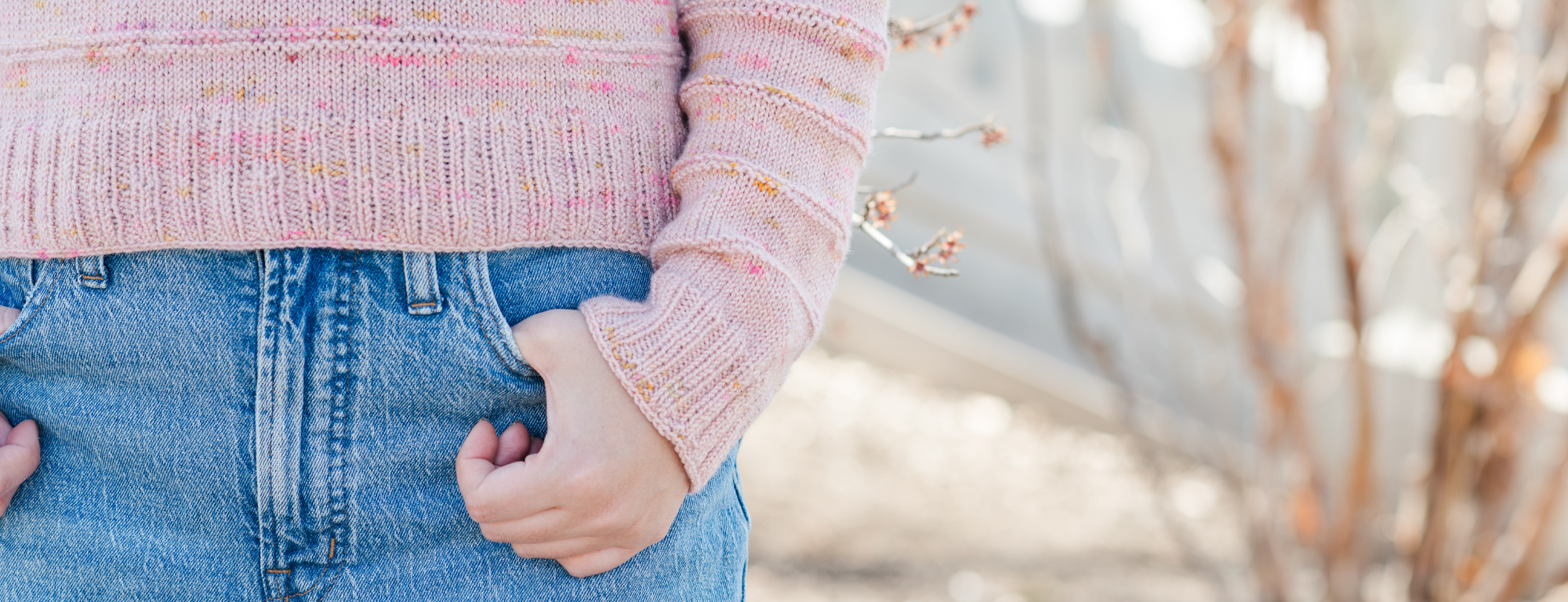 Light weight yarns and patterns for transitional knitting