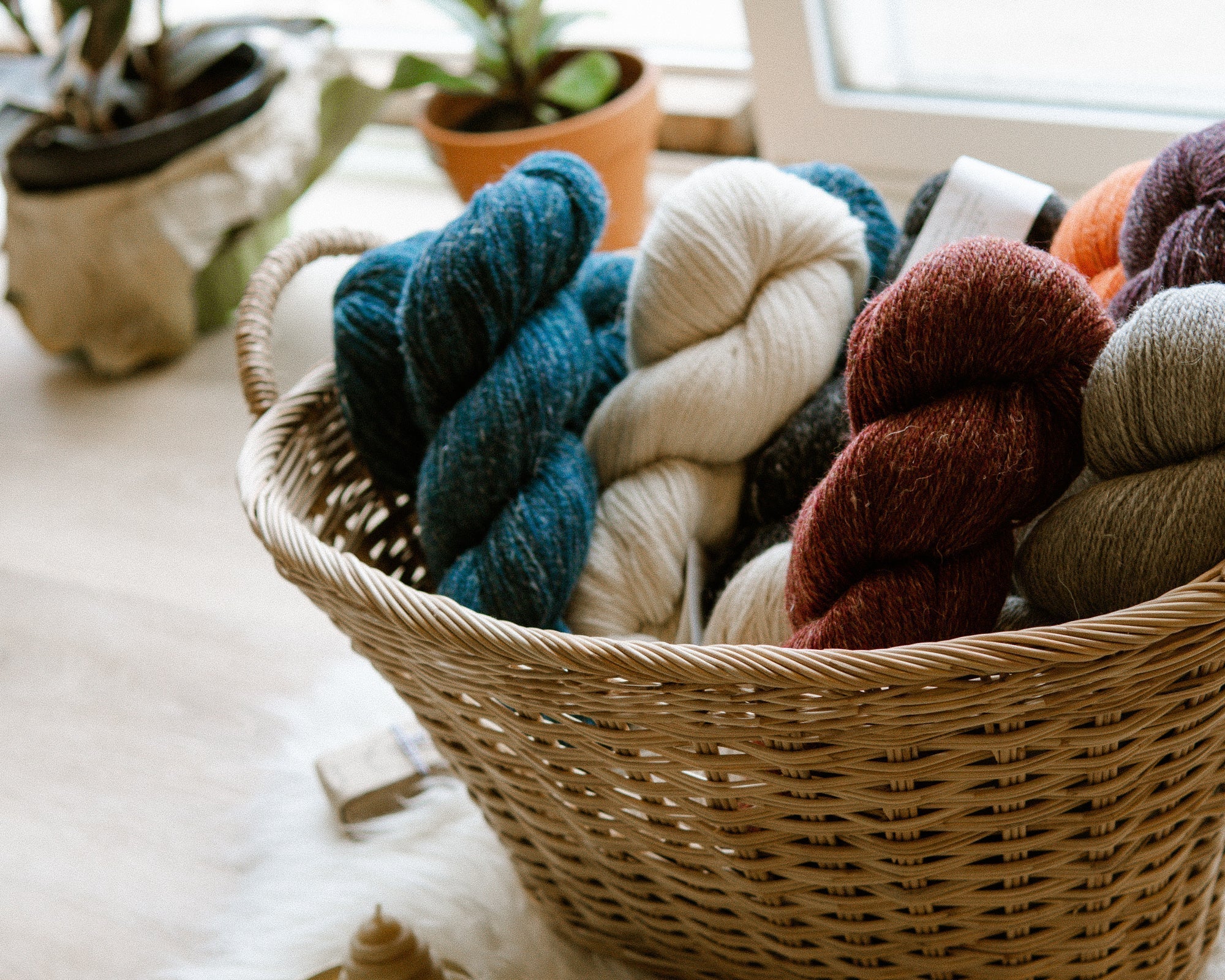 Top Luxury Holiday Gifts for the Fiber Artist in 2025