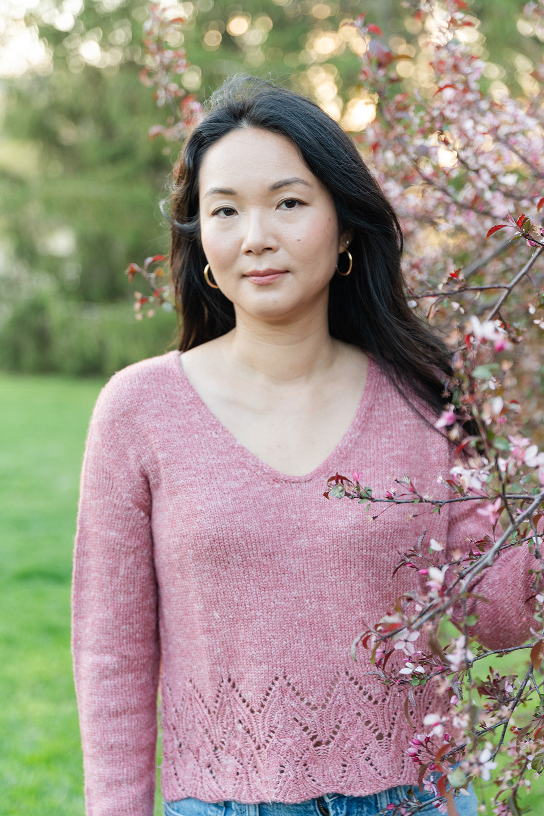 Swallowtail V-neck - Knitting Pattern (PDF)