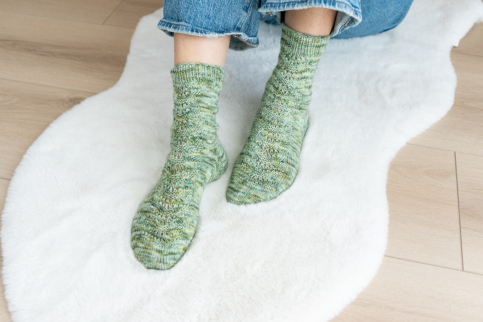 Delicate Socks - Knitting Pattern (PDF)
