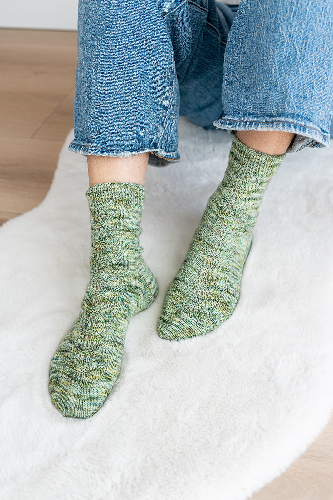 Delicate Socks - Knitting Pattern (PDF)