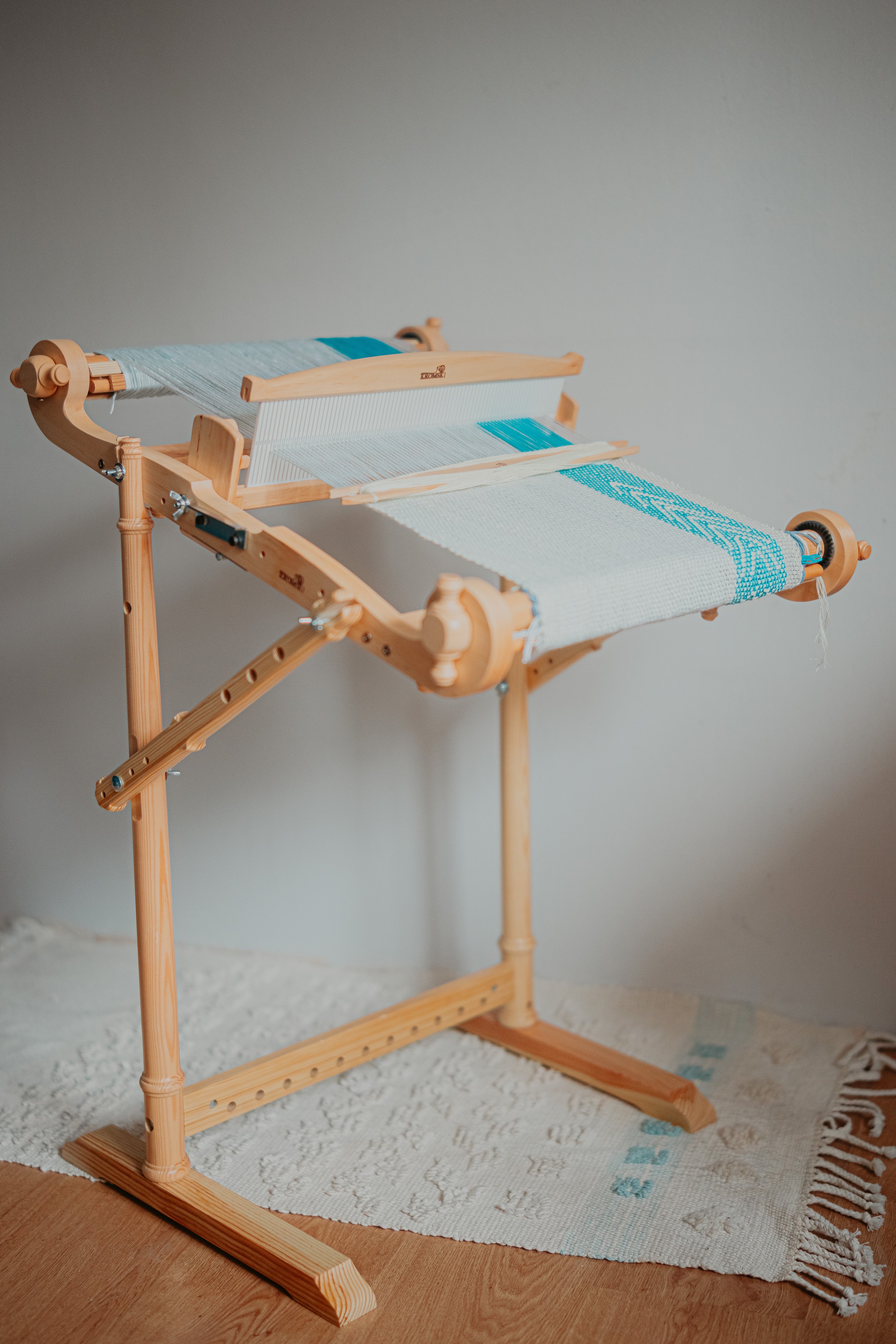 Forte stand for the Kromski Harp Forte rigid heddle loom