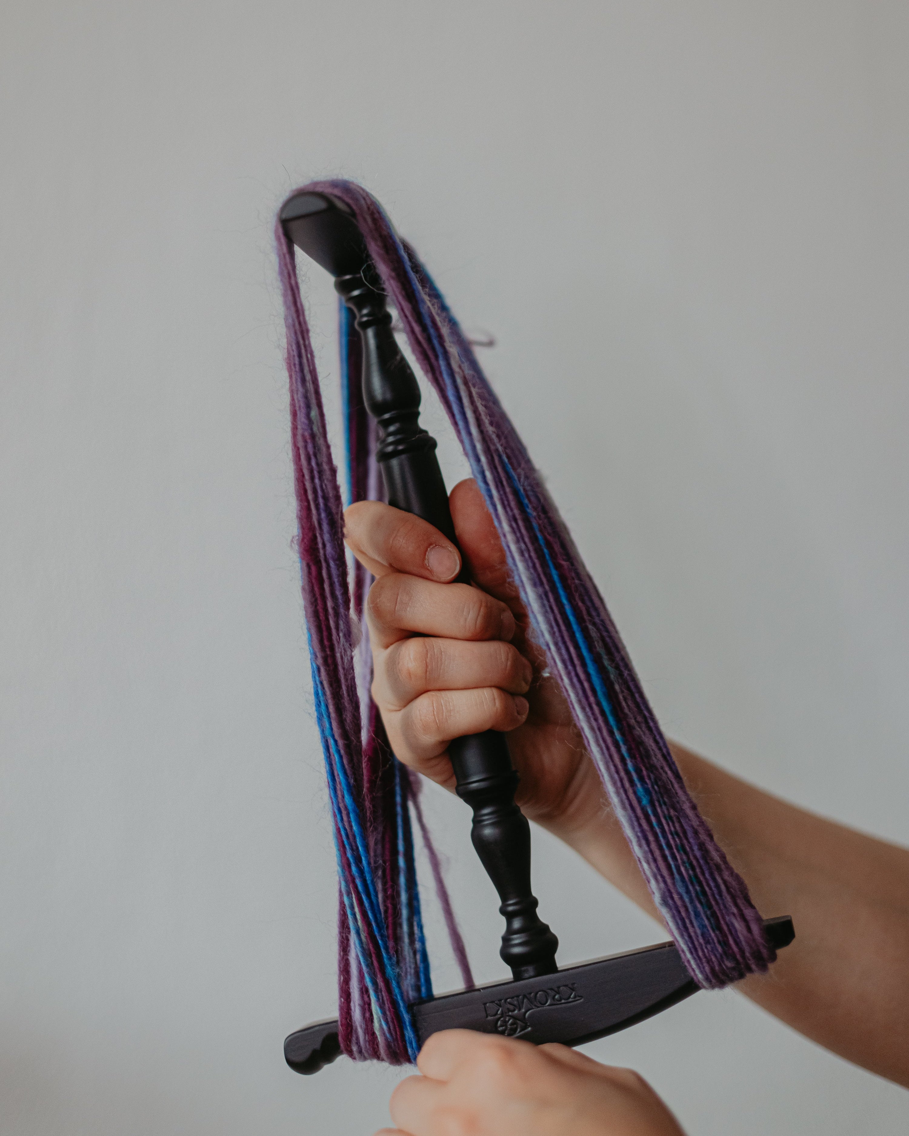 Niddy Noddy for spinning in three sizes