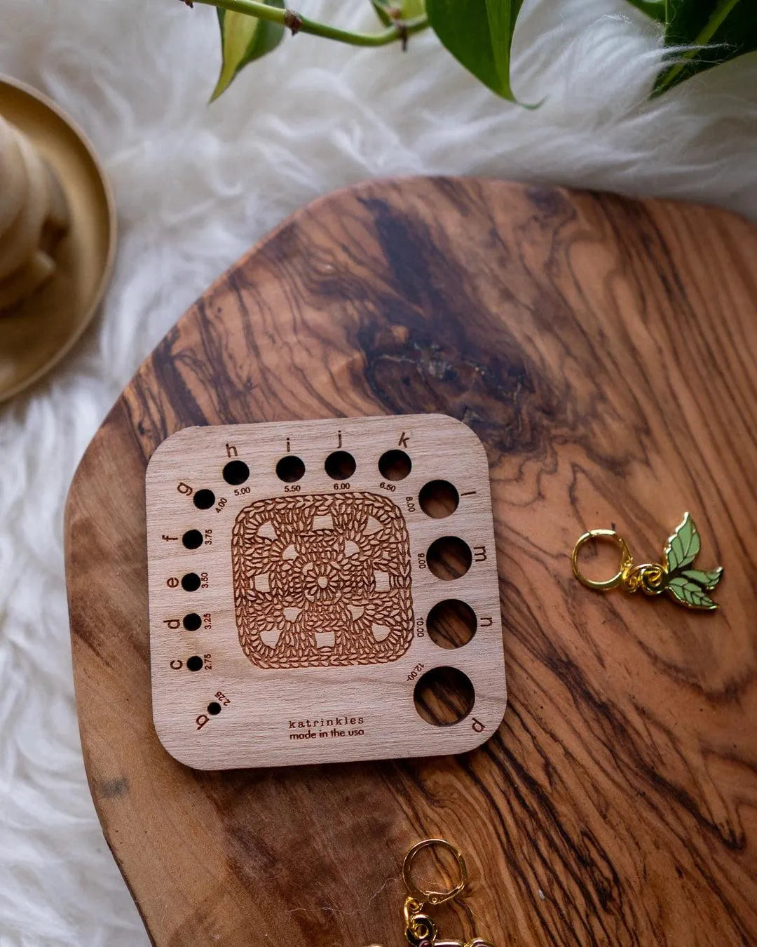 Granny Square Crochet Hook Gauge - Aimee Sher Makes
