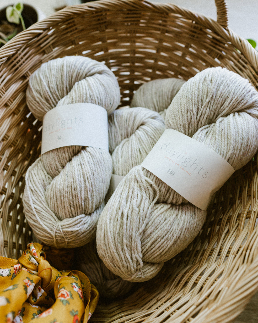 How to choose the best knitting yarns for beginners