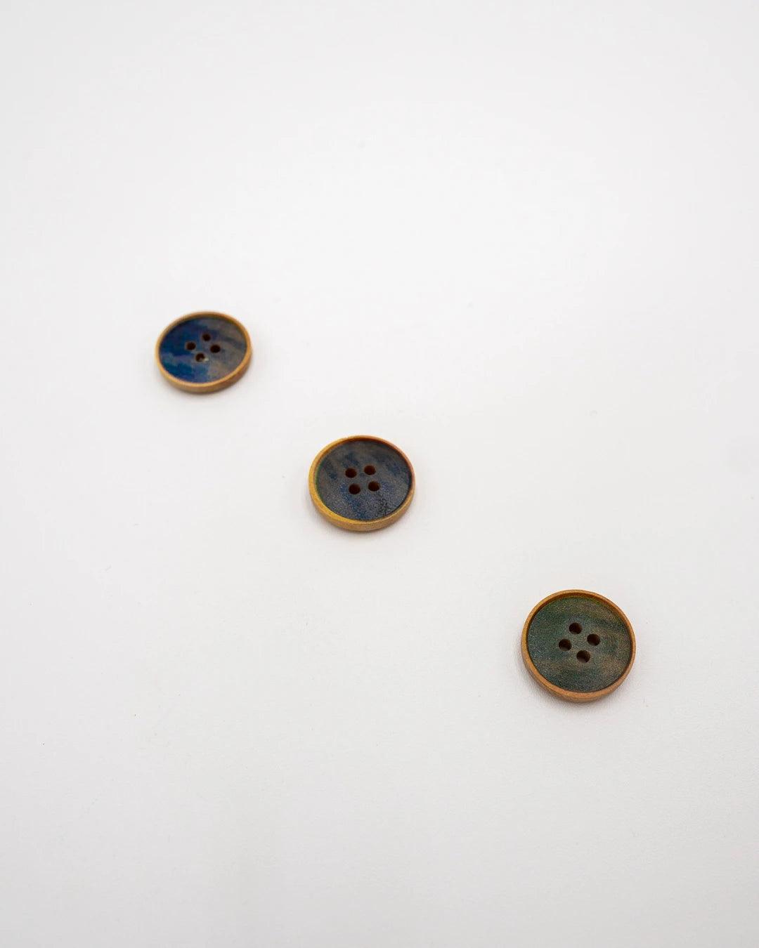 Streaky Wooden Buttons - 0.78" / 20 mm