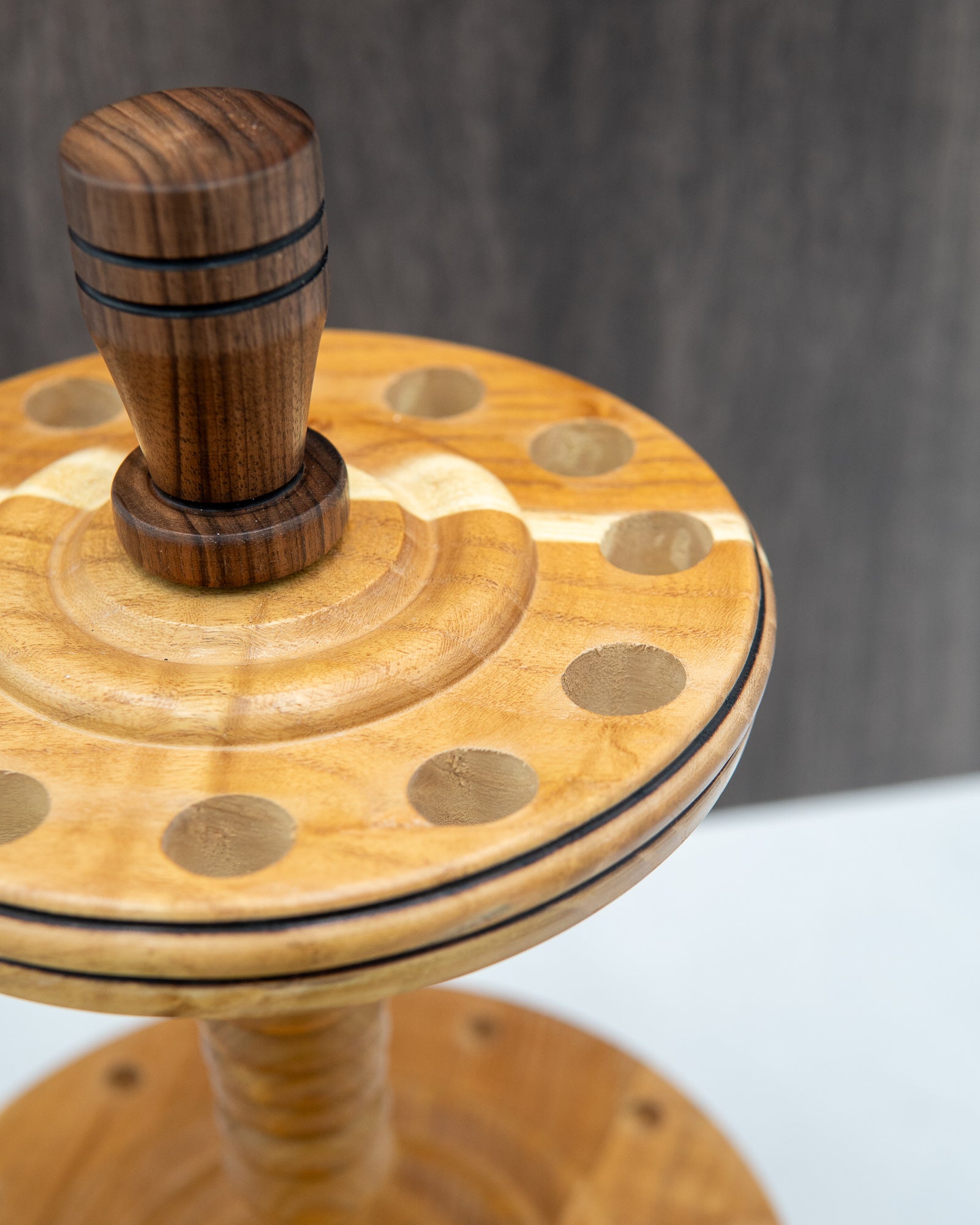 Spindle stand for 12 spindles - Mixed woods