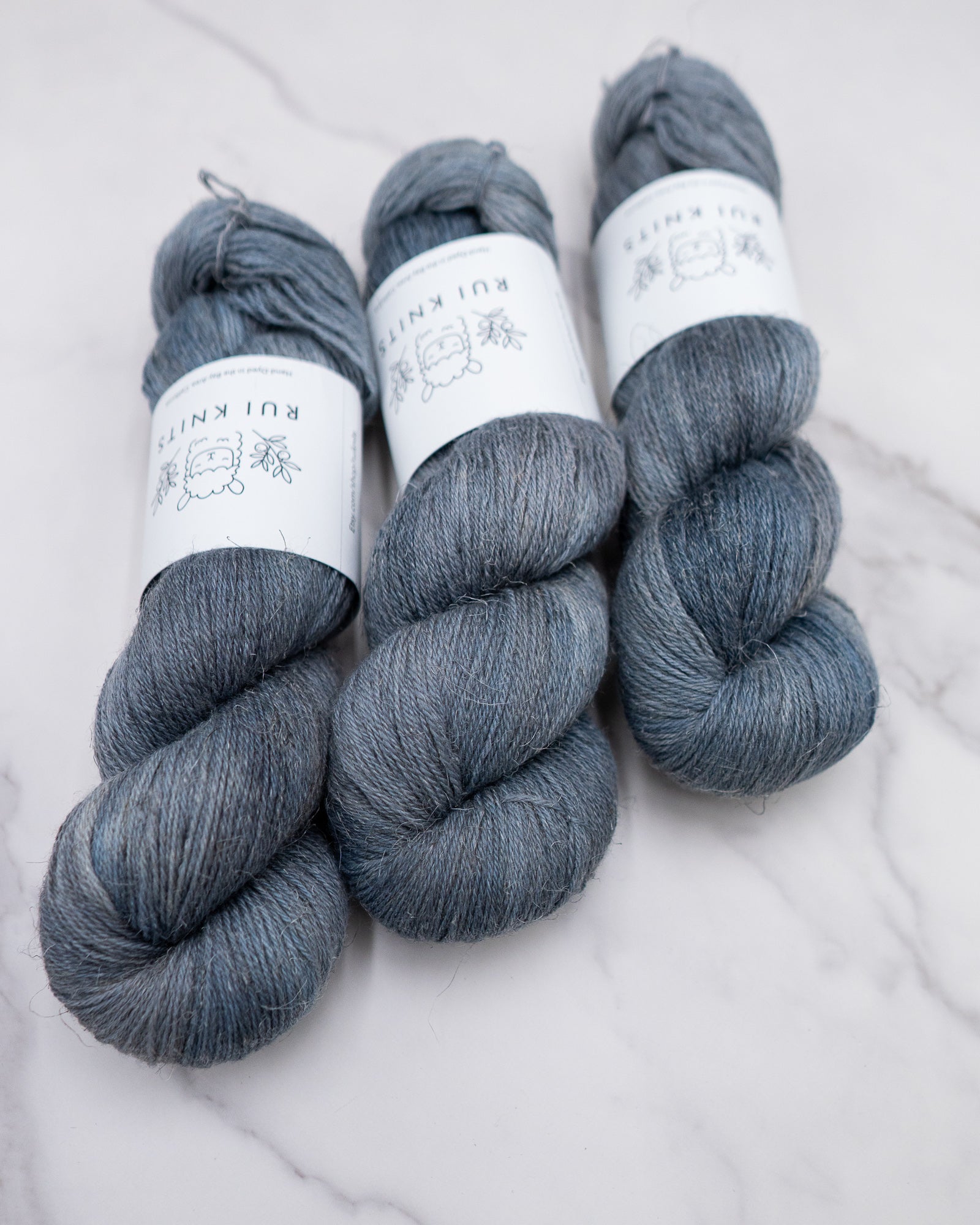Flaxwool fingering yarn - fingering weight yarn
