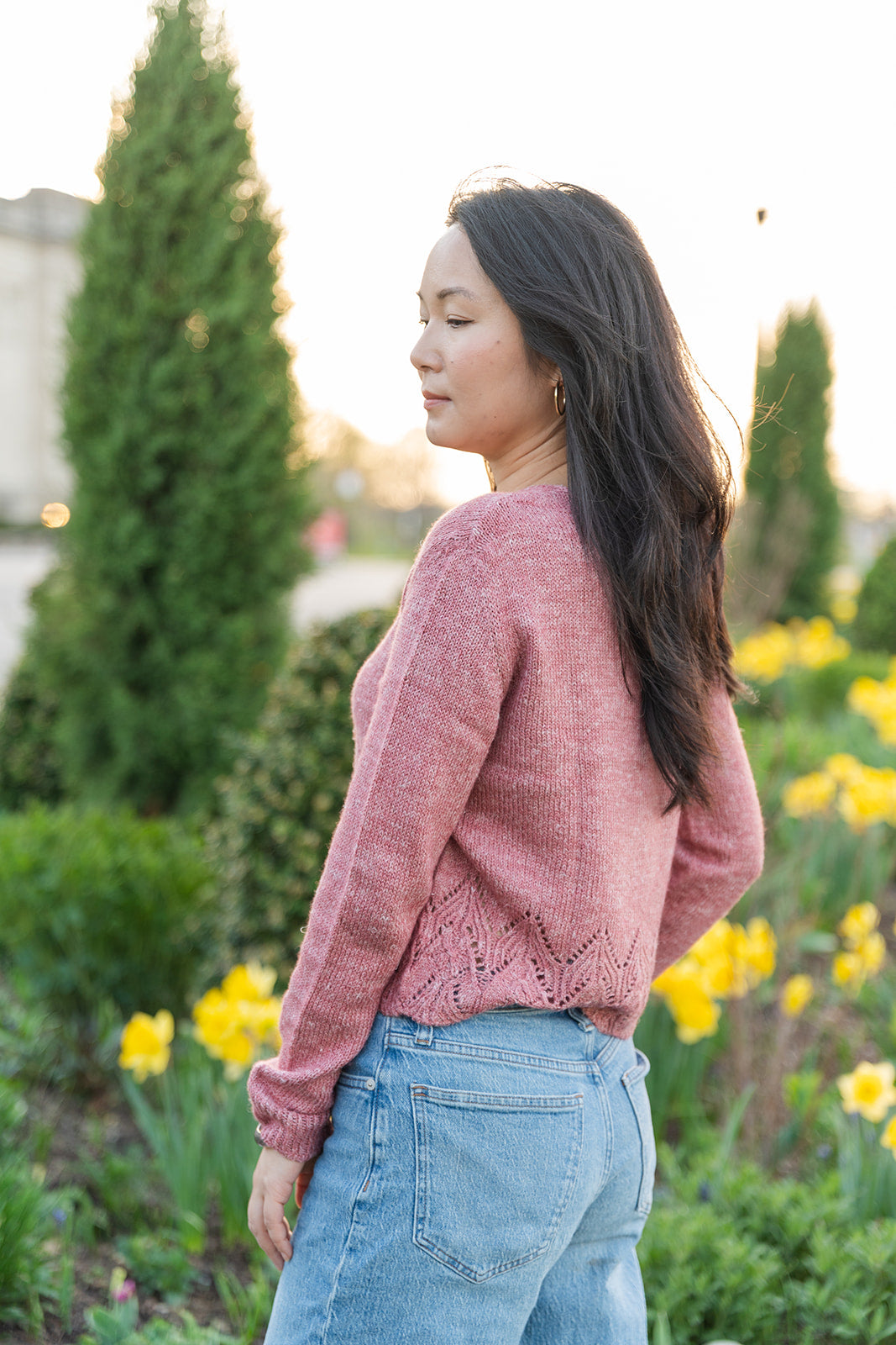 Swallowtail V-neck - Knitting Pattern (PDF)