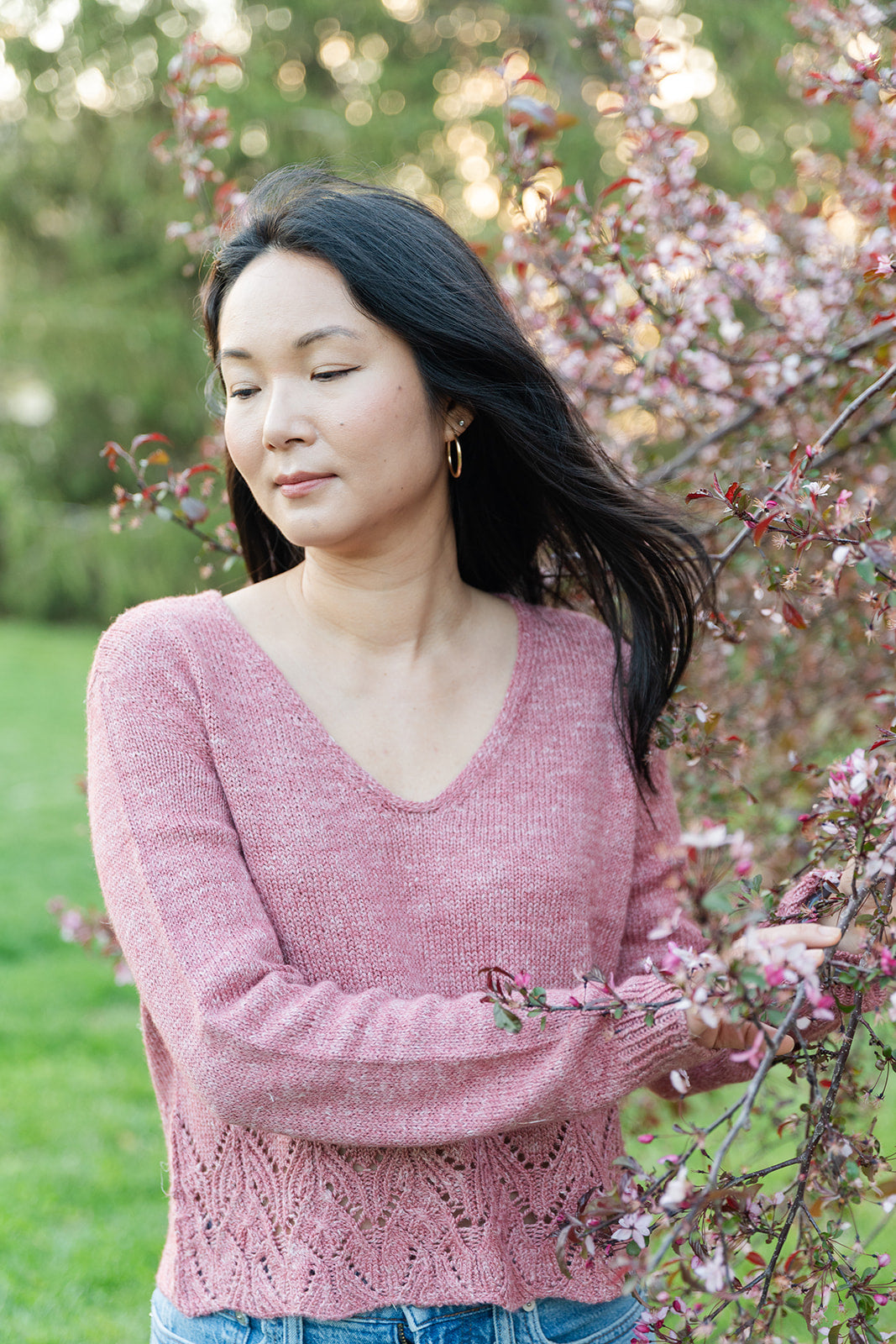 Swallowtail V-neck - Knitting Pattern (PDF)